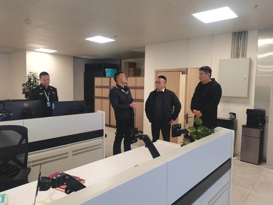 04e94b913bf64676c046de63f26ce0b