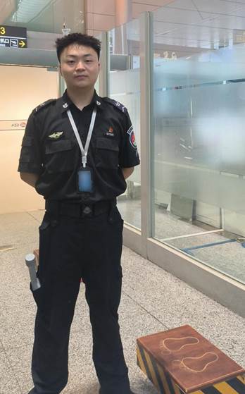 d1b595e60b87d665261d92857a0d59e