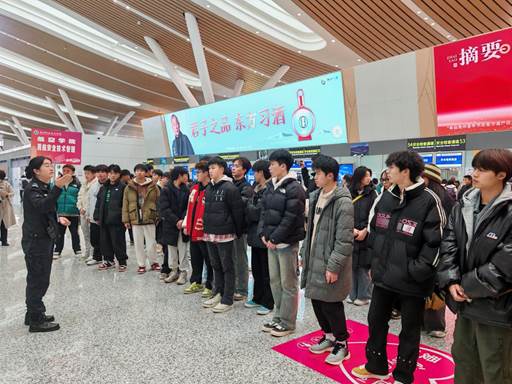 b1cd77b78698f31dc65823a7f8893f3